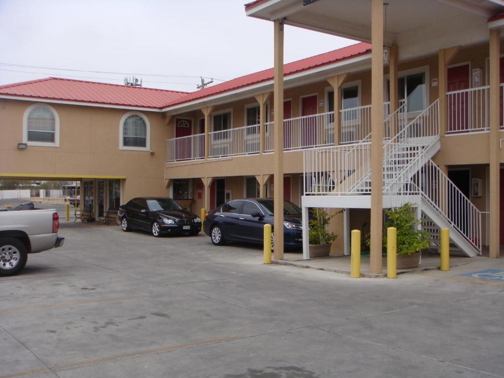 Eagle Pass Inn Exterior photo